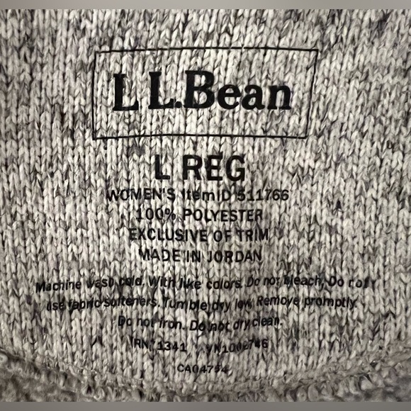 Women’s L.L. Bean Light Heather Gray Zip-Up Sweater Fleece Long Vest - Like New - Picture 8 of 14